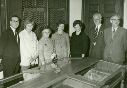 Presentation to Inerpeffray Library
